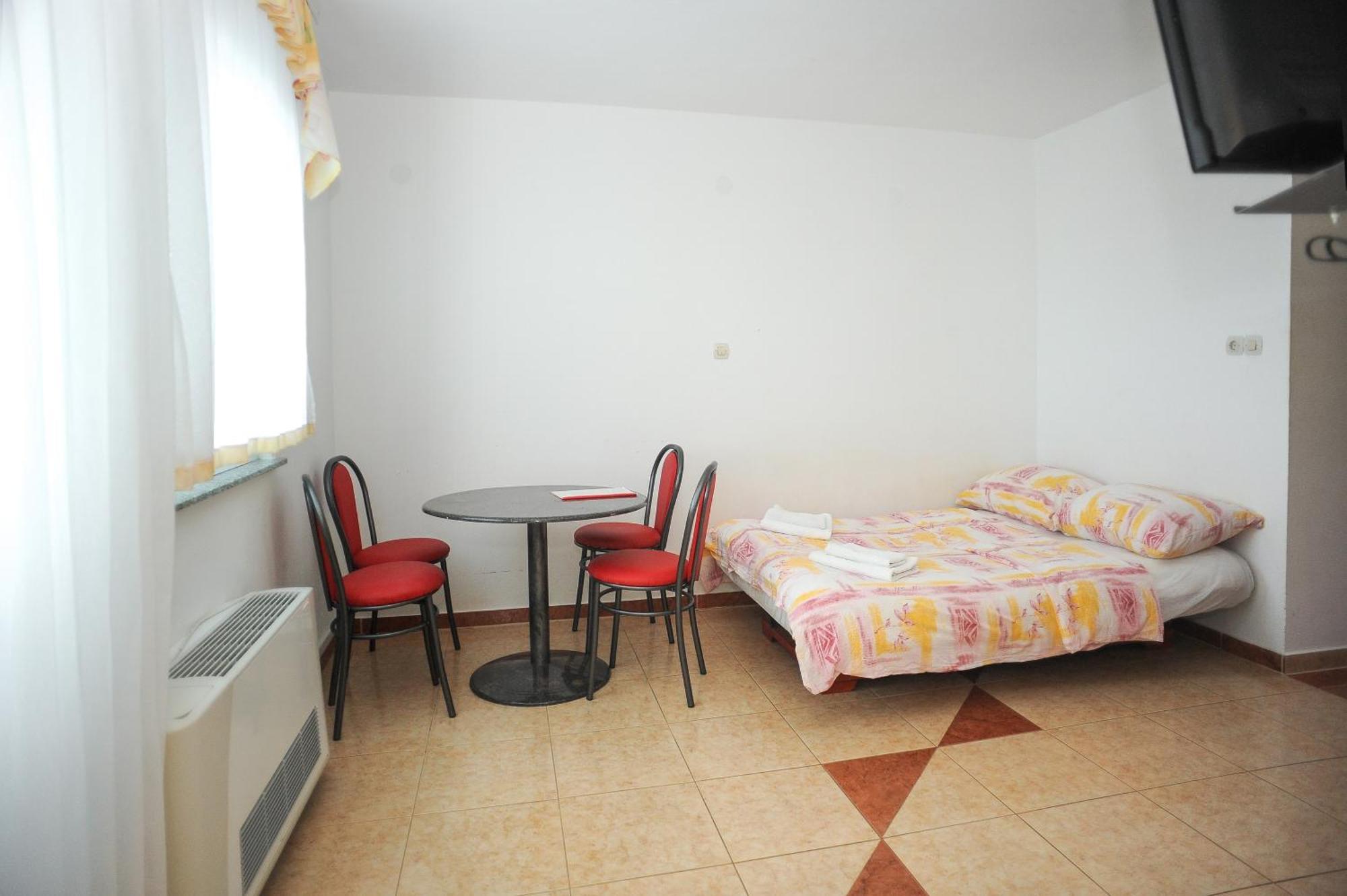 Apartmani Vila Caska Habitación foto