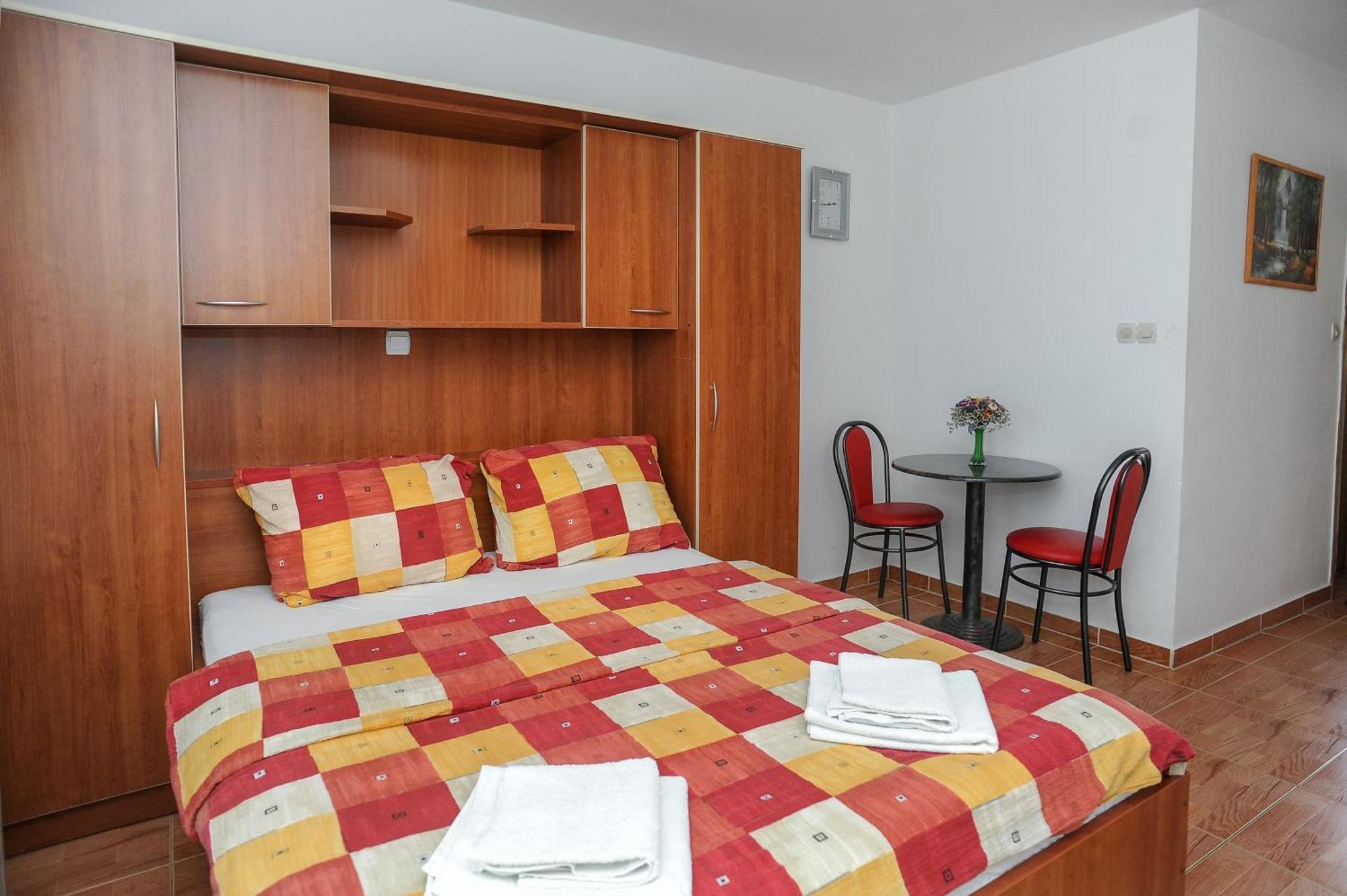 Apartmani Vila Caska Habitación foto