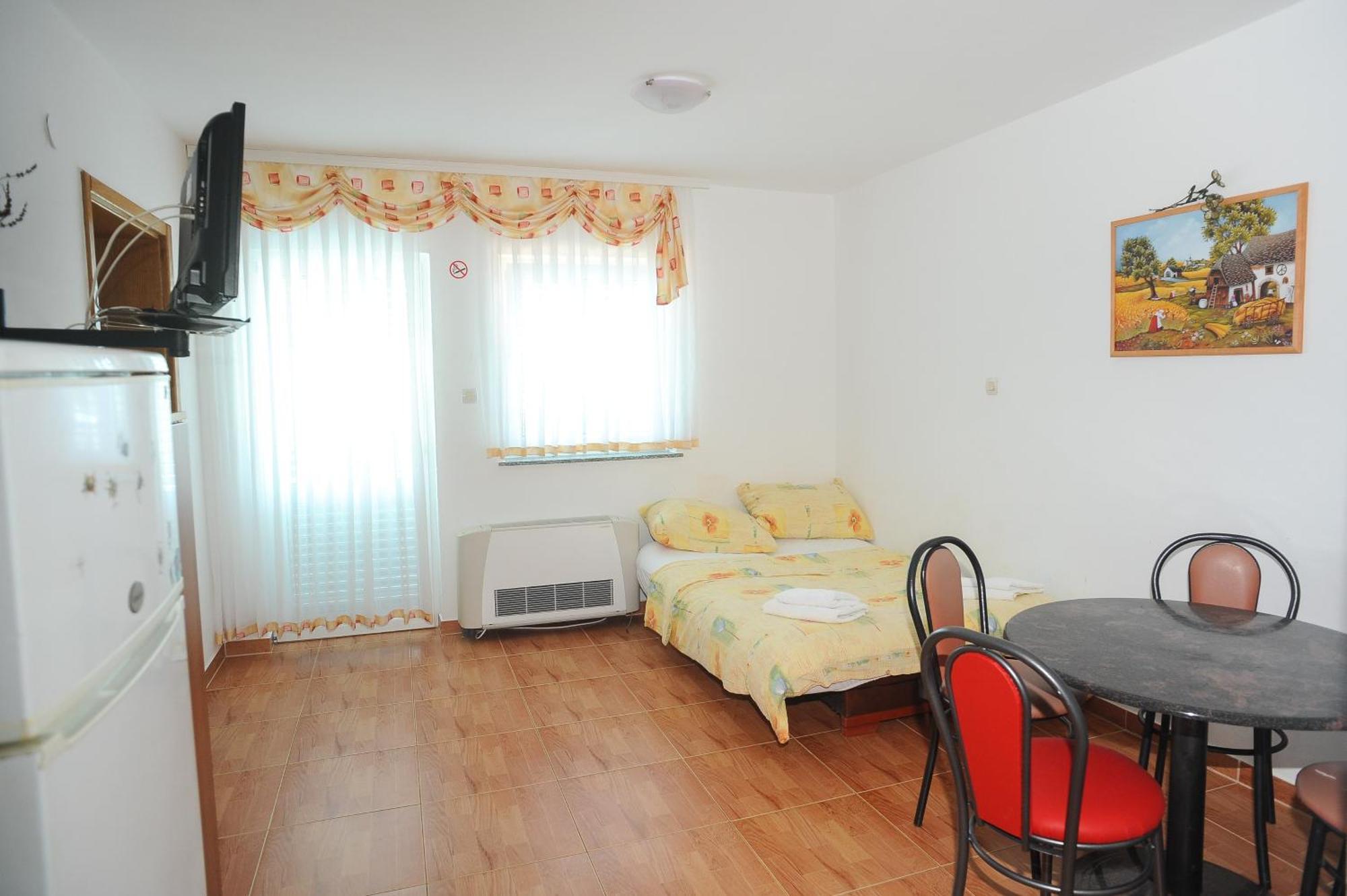 Apartmani Vila Caska Habitación foto