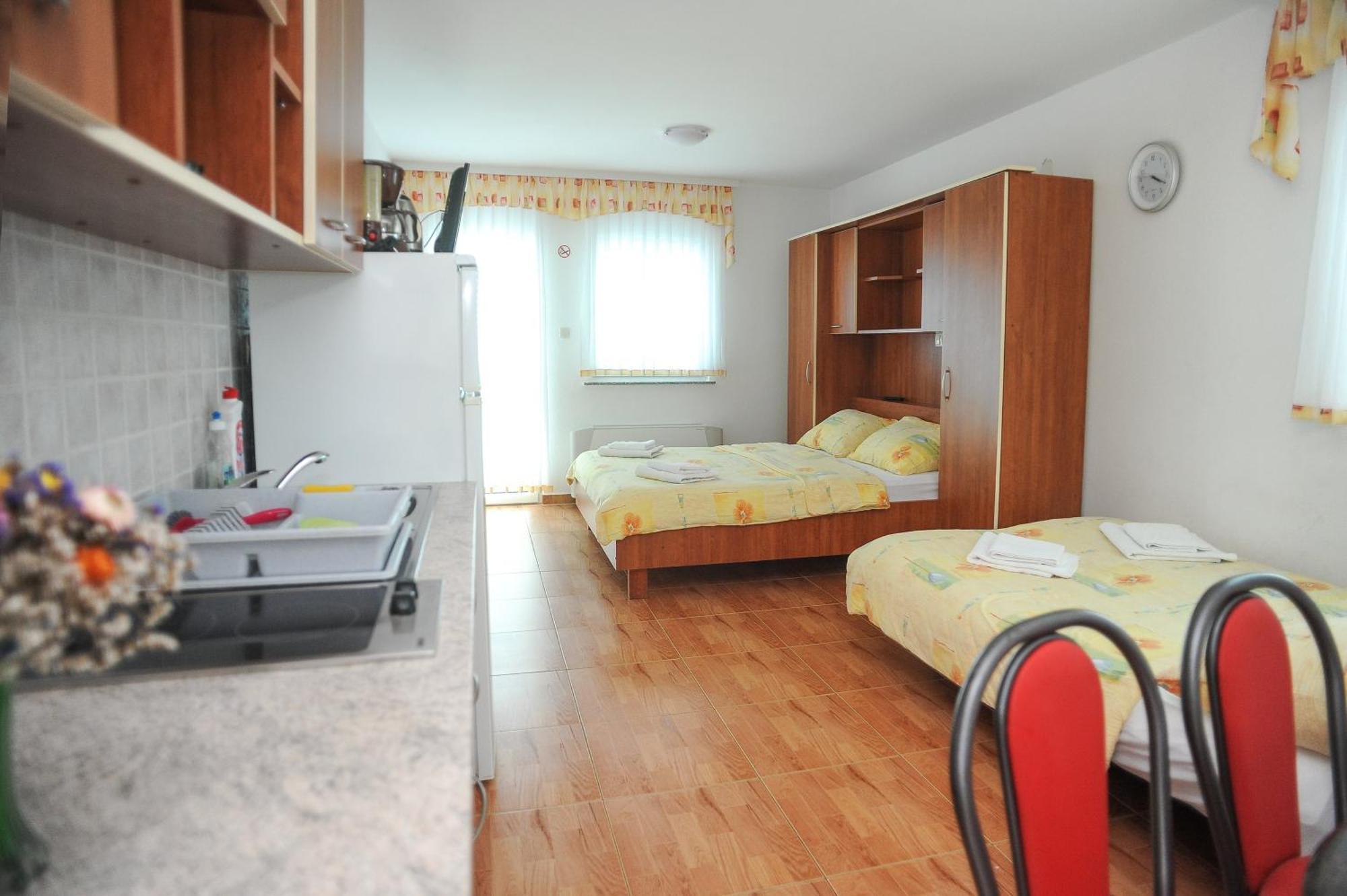 Apartmani Vila Caska Habitación foto